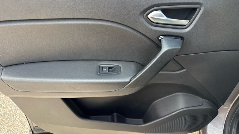 Renault Captur 1.3 TCE 130 Iconic 5dr Petrol Hatchback